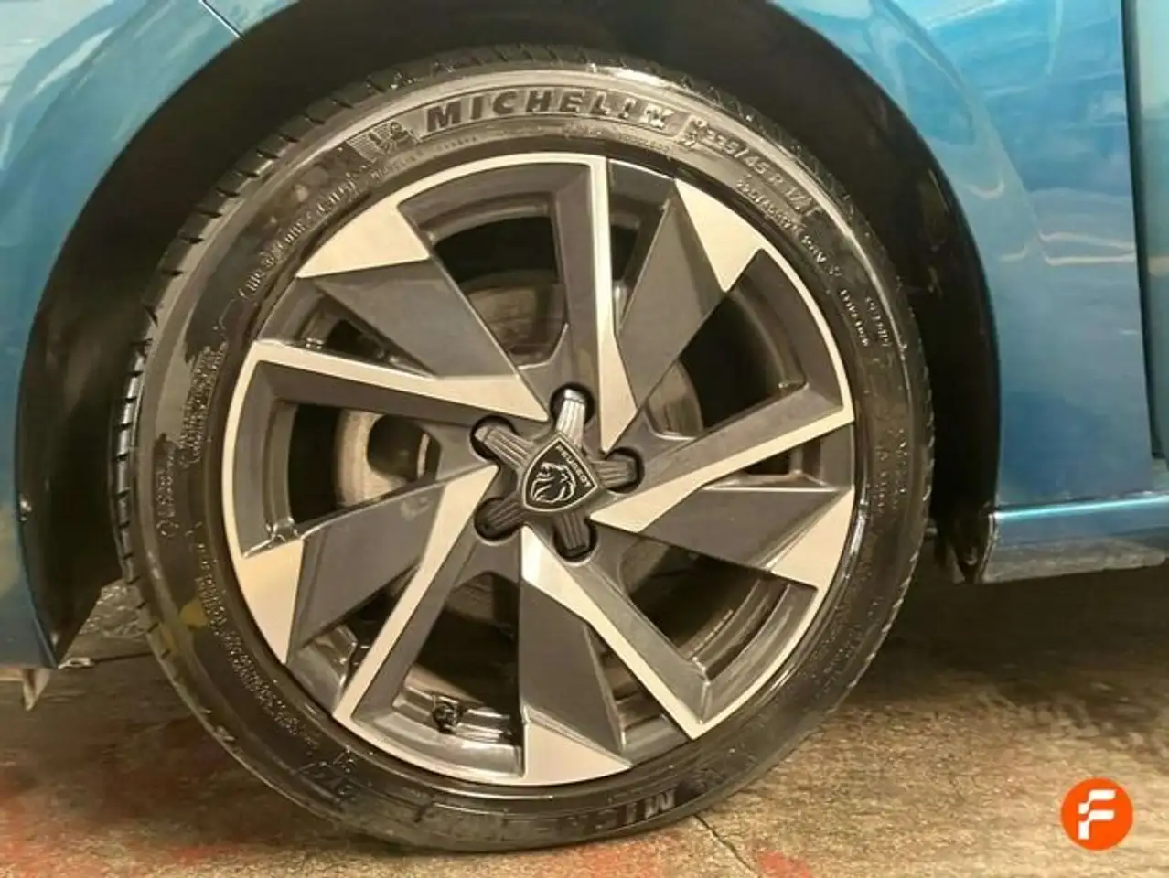 Peugeot 308 1.2 PureTech S&S Allure 130 — Galería del vehículo 22