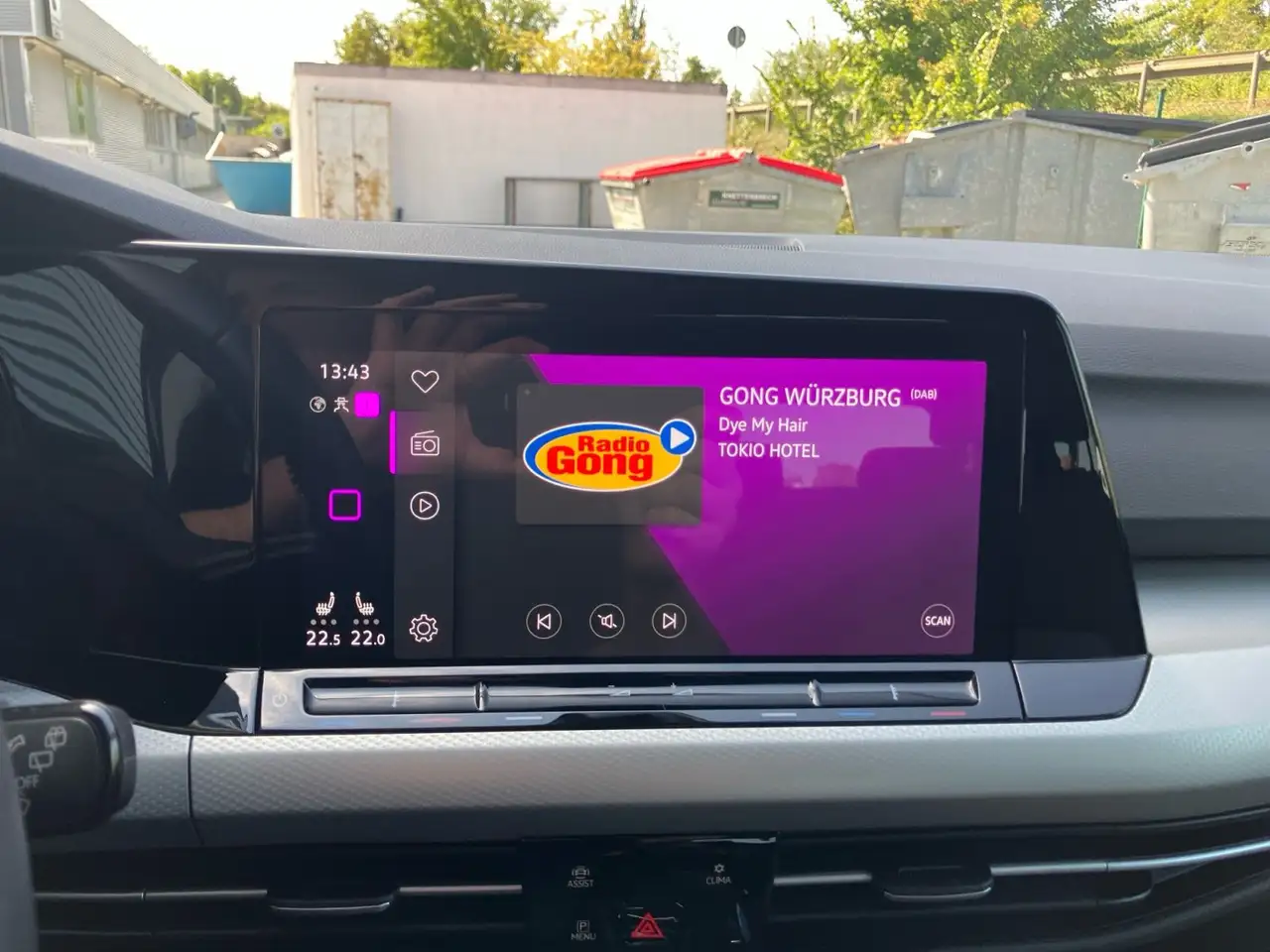 Volkswagen Golf VIII Move 1.0 eTSI DSG / CarPlay, AHK, LED — معرض صور السيارة 14