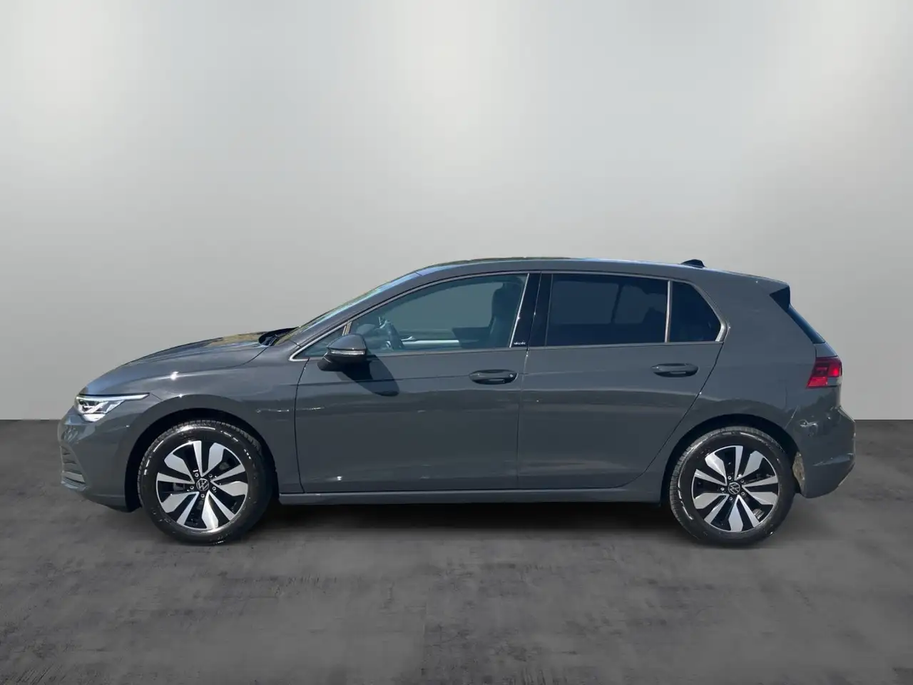 Volkswagen Golf VIII Move 1.0 eTSI DSG / CarPlay, AHK, LED — معرض صور السيارة 5