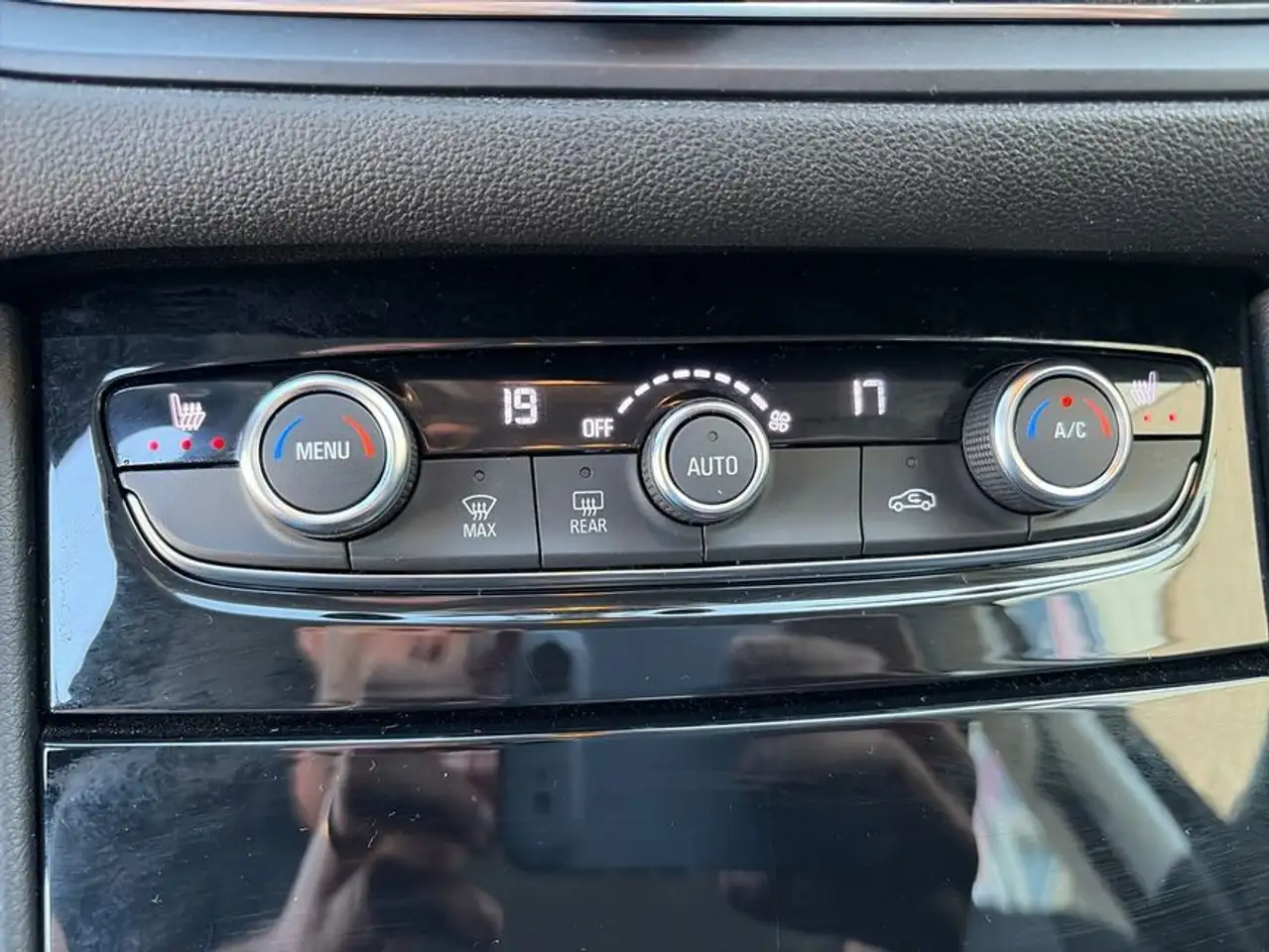 Opel Grandland Grandland 1.2 DI Hybrid 48 V Automatik GS — Vehicle gallery 23