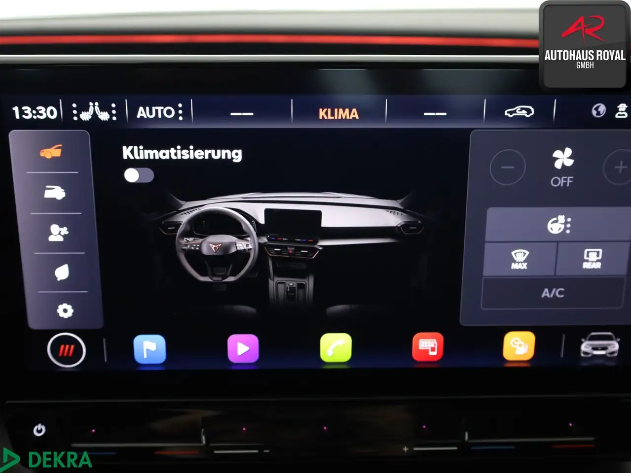CUPRA Leon ST 2.0 TSI VZ ACC,KESSY,CARPLAY,AMBIENTE — معرض صور السيارة 15