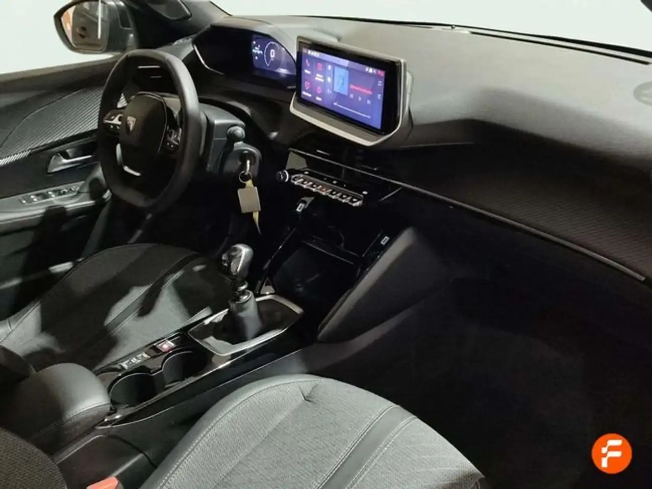 Peugeot 2008 1.2 PureTech S&S Allure 100 — Galería del vehículo 23