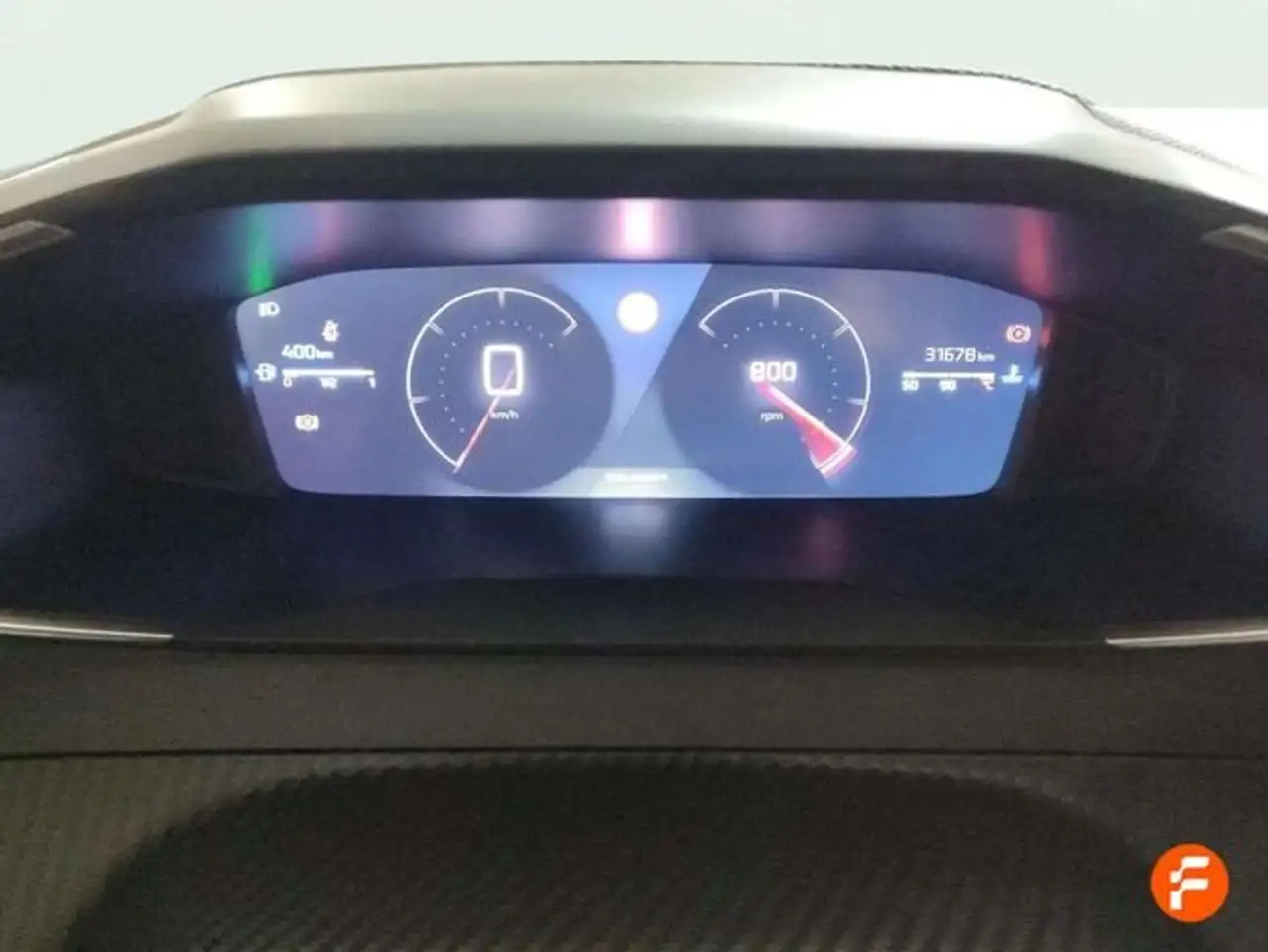 Peugeot 2008 1.2 PureTech S&S Allure 100 — Galería del vehículo 8