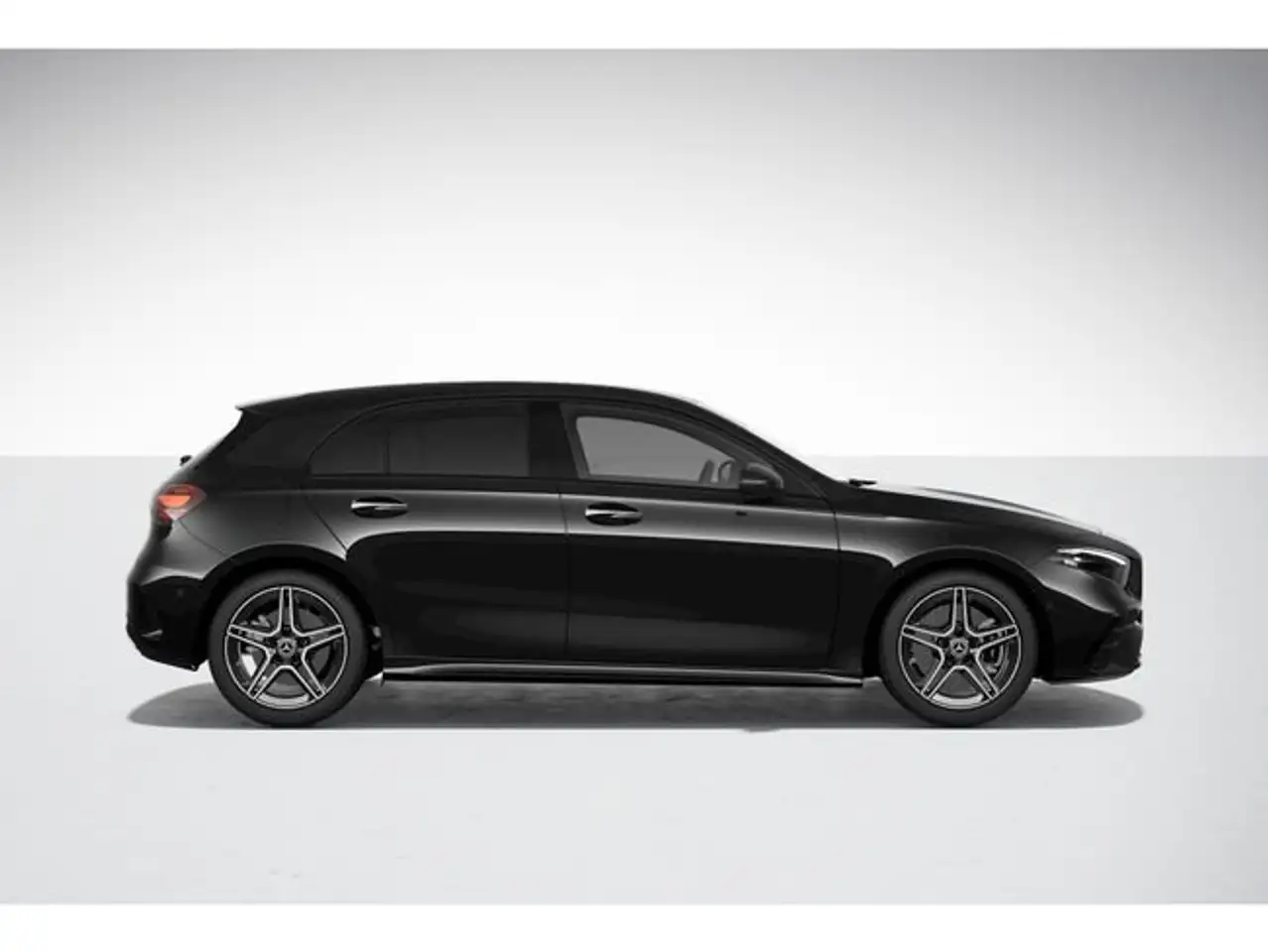 Mercedes-Benz A 250 e — معرض صور السيارة 4