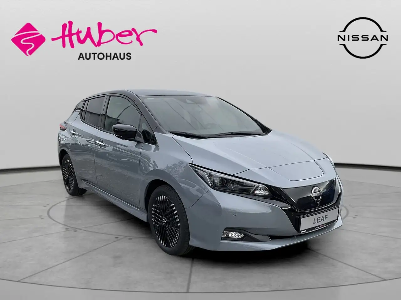 Nissan Leaf 39 kWh - N-Connecta WinterPaket — معرض صور السيارة 3