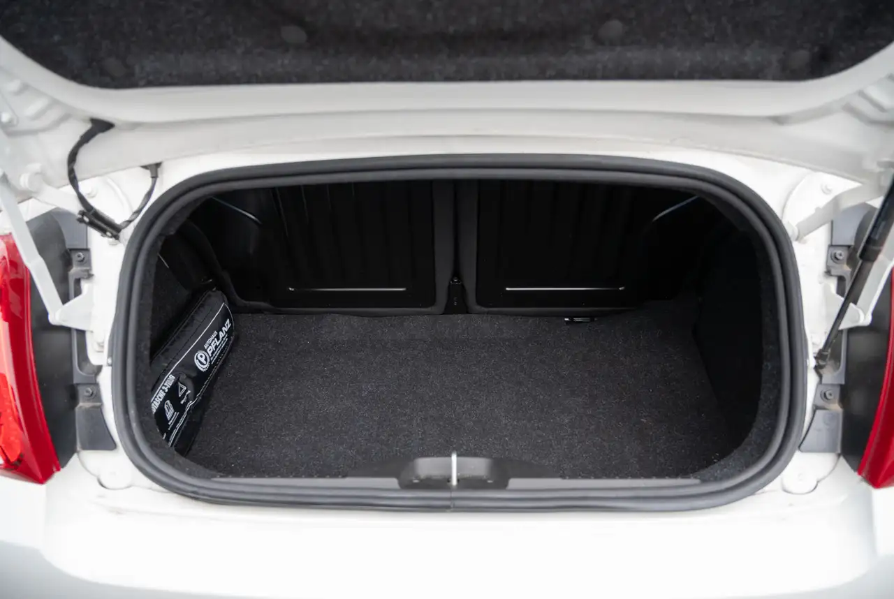Fiat 500 Dolcevita 1.0 GSE N3 Hybrid 70 *KOMFORT-PAKET*TECH-PAKET* — Galería del vehículo 16