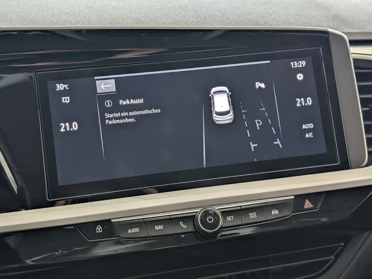 Opel Grandland 1.2 Turbo GS AT8 AHK IntelliLux Navi — Vehicle gallery 29