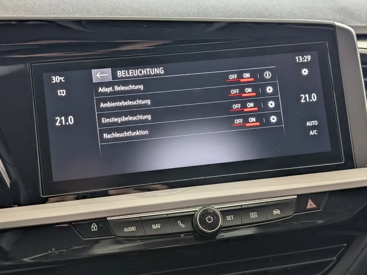 Opel Grandland 1.2 Turbo GS AT8 AHK IntelliLux Navi — Vehicle gallery 31