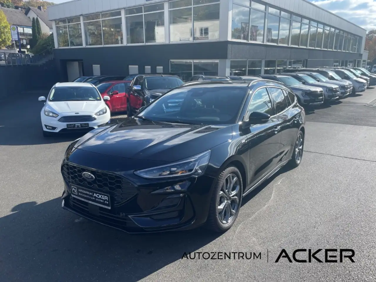 Ford Focus ST-Line X Turnier AT7 PSD/LED/aAHK -43%* — Galería del vehículo 3