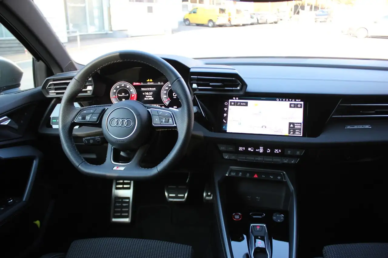 Audi S3 Sportback 2.0 TFSI quattro Automatik Navi,LED — معرض صور السيارة 10
