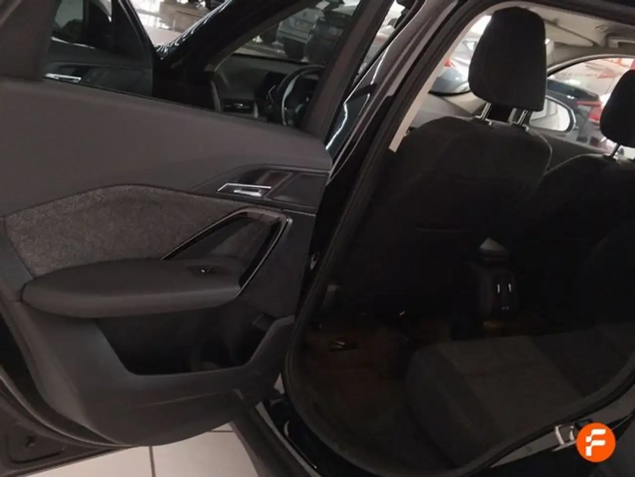 BMW X1 sDrive 18dA — Galerie du véhicule 12