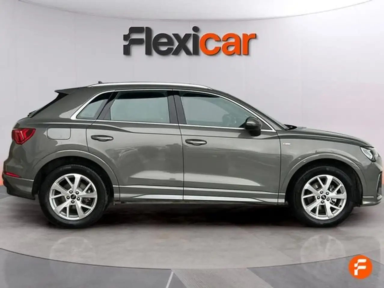 Audi Q3 35 TDI S line S tronic 110kW — Vehicle gallery 4