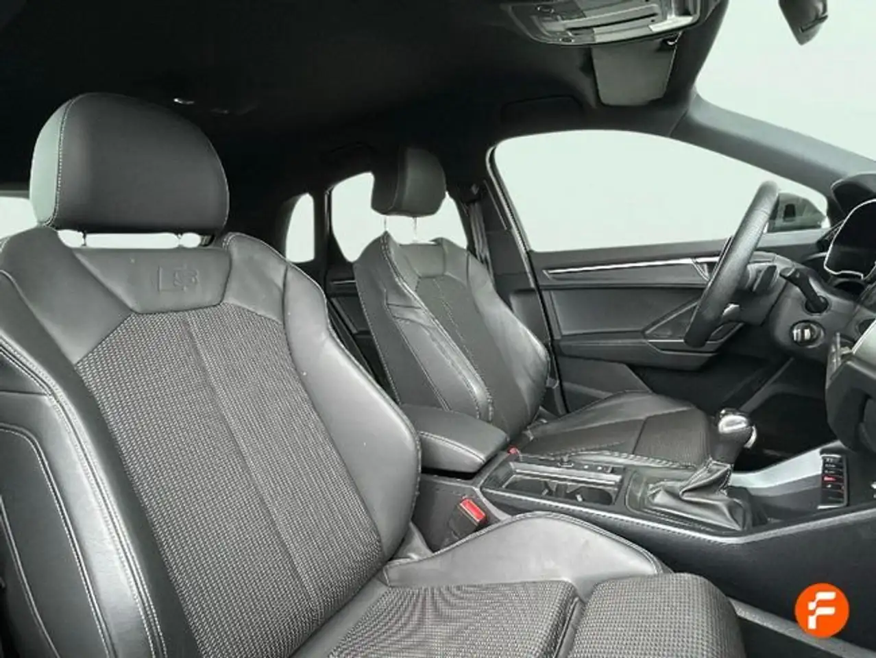 Audi Q3 35 TDI S line S tronic 110kW — Vehicle gallery 8