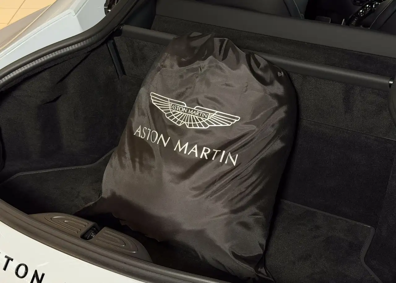 Aston Martin V8 1764KM WHITESTONE SONDERLACK GARANTIE — Vehicle gallery 38