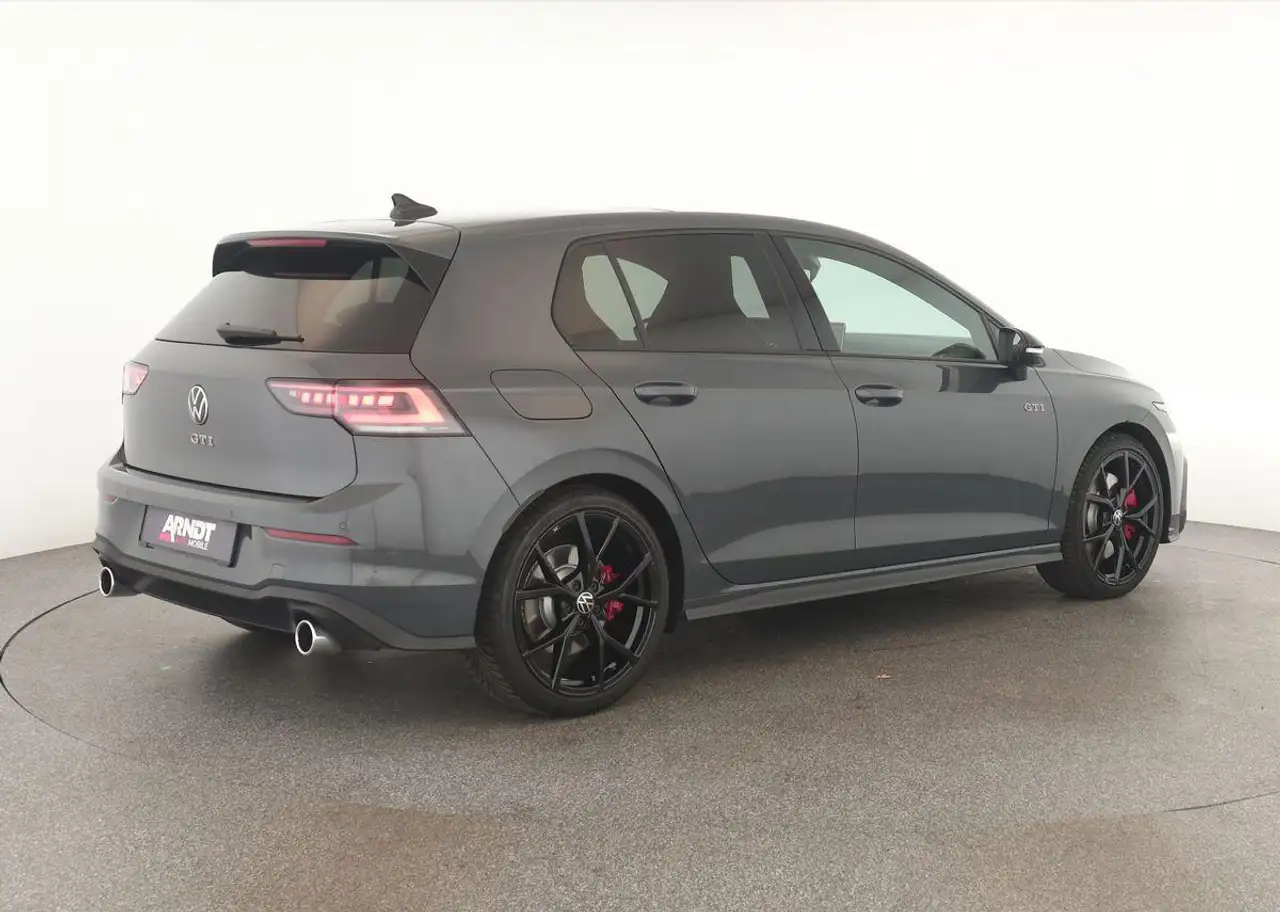 Volkswagen Golf GTI DSG Vienna IQ.LIGHT Pano HUD HarmanK 19 — معرض صور السيارة 5
