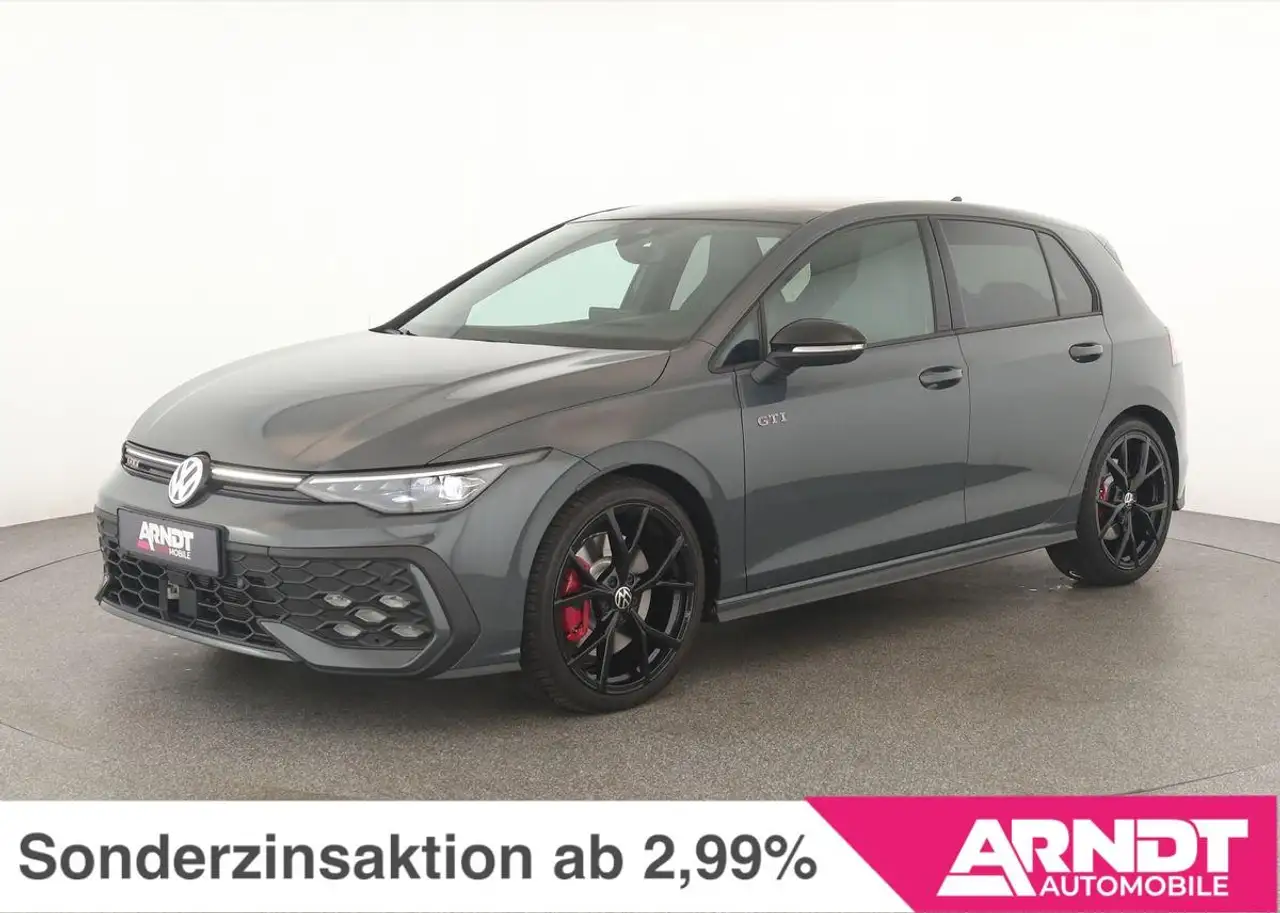 Volkswagen Golf GTI DSG Vienna IQ.LIGHT Pano HUD HarmanK 19 — Düsseldorf