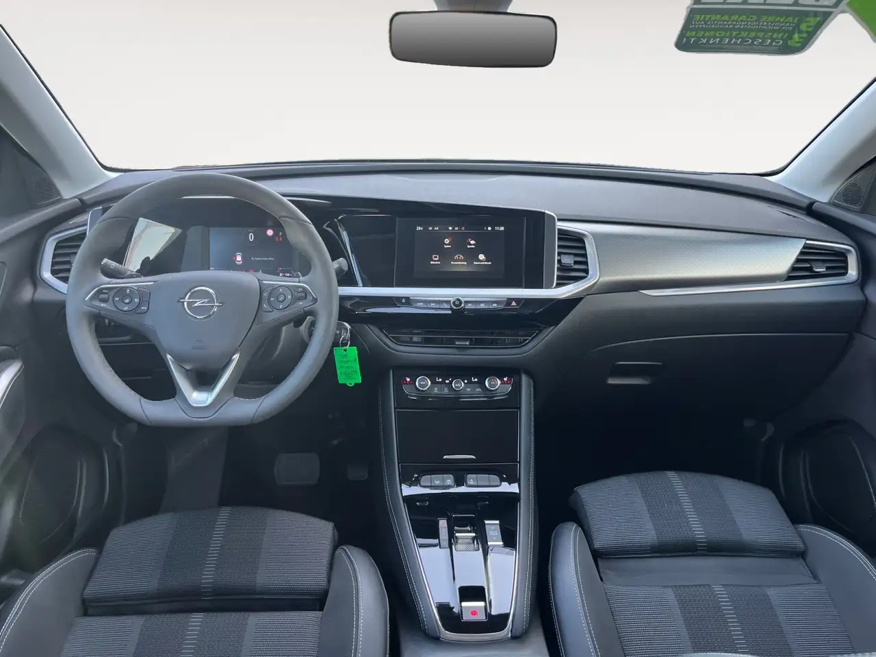Opel Grandland 1.2 Turbo GS Line 2xKlima 360 AHK AUT — Galería del vehículo 12