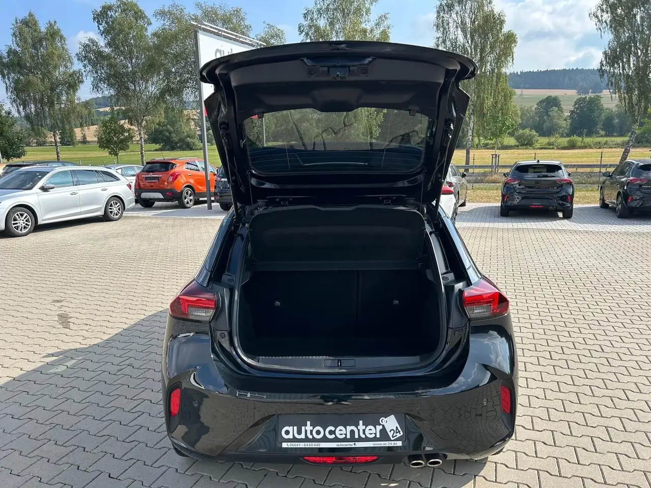 Opel Corsa GS Line°LED°1.Hand°Kamera°Navi°LED°Alu — Galería del vehículo 8