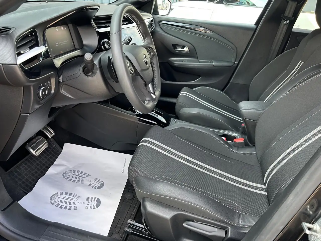 Opel Corsa GS Line°LED°1.Hand°Kamera°Navi°LED°Alu — Galería del vehículo 10