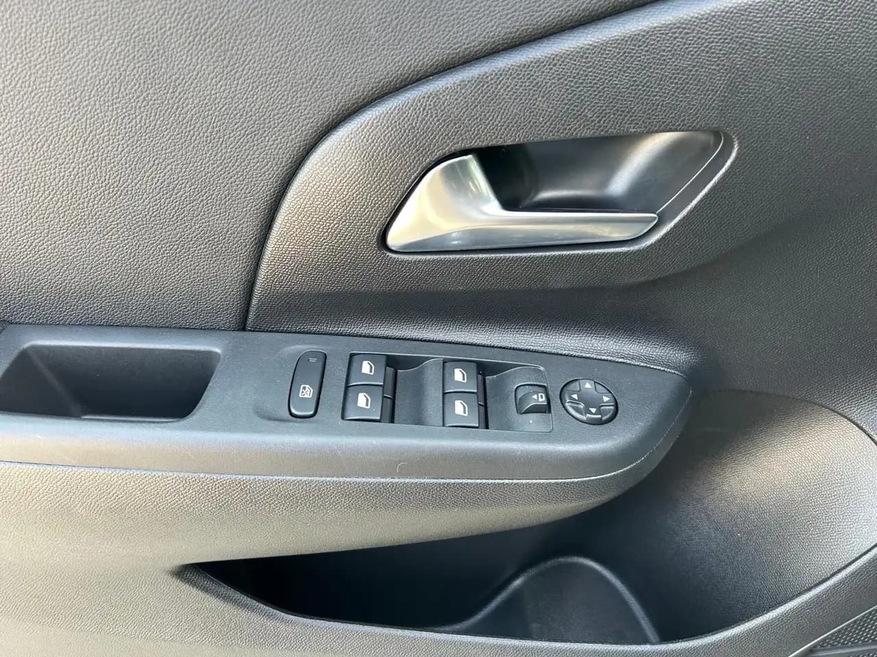 Opel Corsa GS Line°LED°1.Hand°Kamera°Navi°LED°Alu — Galería del vehículo 18