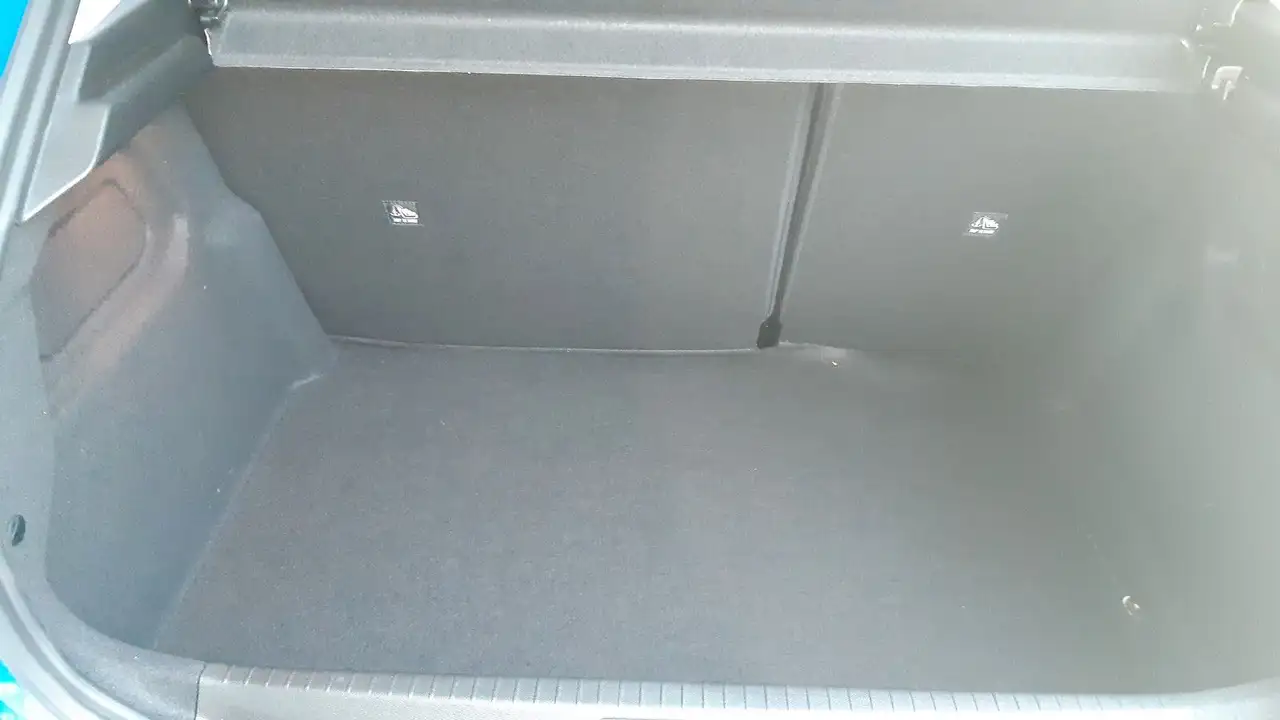 Opel Corsa 1.2 74kW Automatik/PDC/SZHZG / KLIMA / DAB — معرض صور السيارة 10