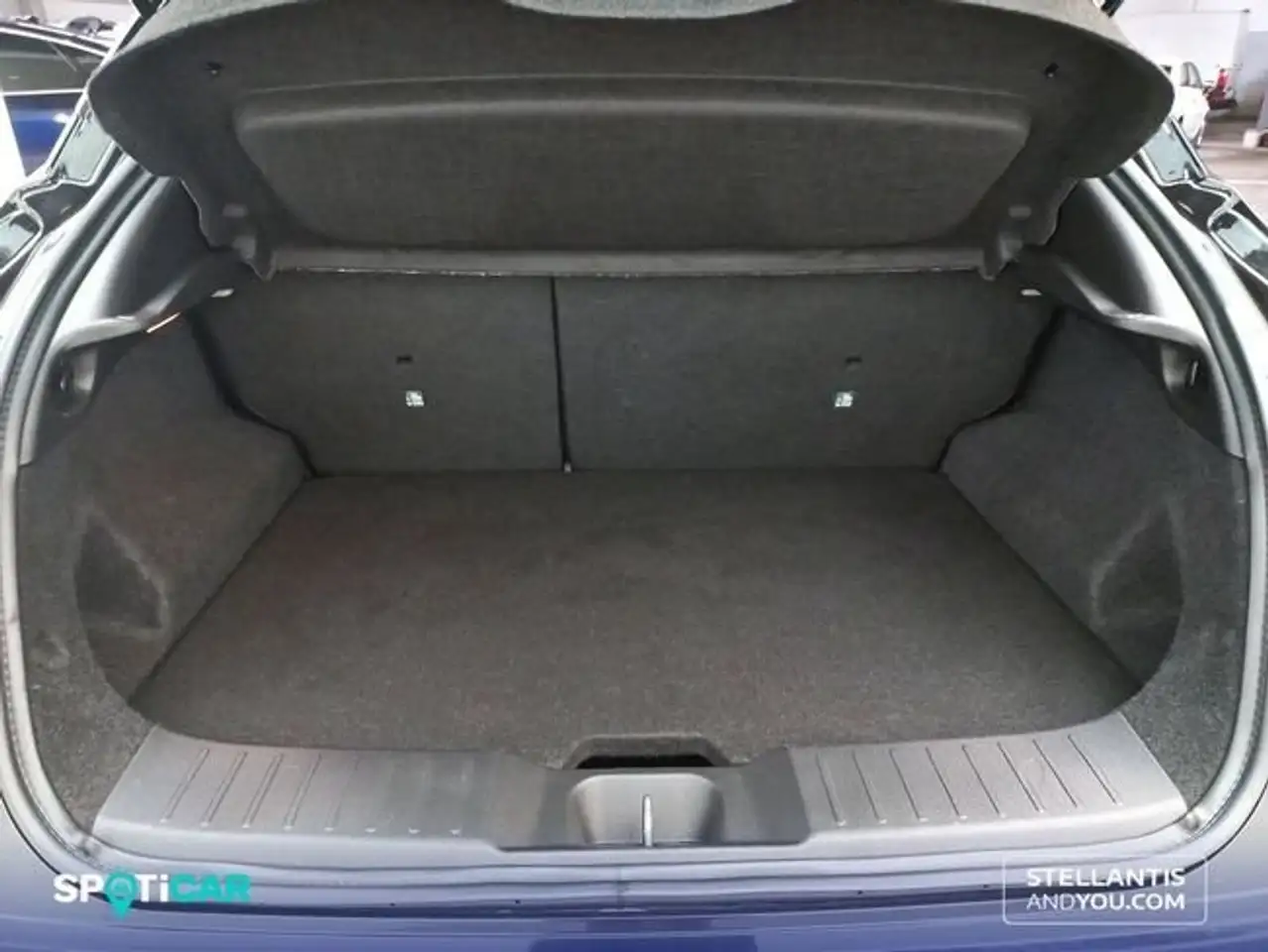 Nissan Juke 1.0 DIG-T N-Connecta 4x2 DCT 7 84kW — Vehicle gallery 6