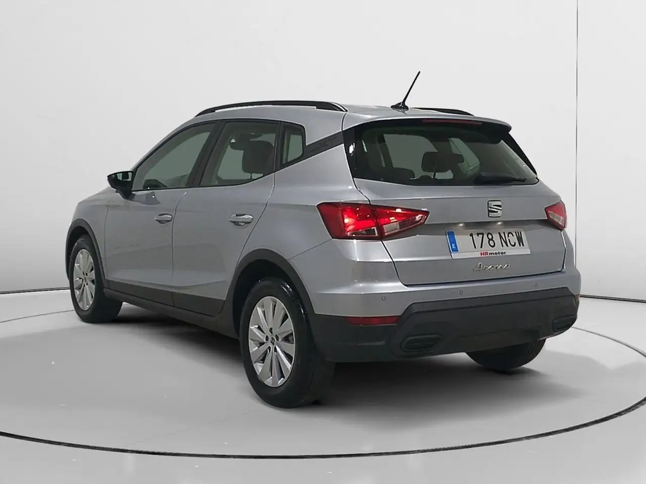 SEAT Arona 1.0 TSI S&S Style DSG7 XM 110 — Galería del vehículo 4