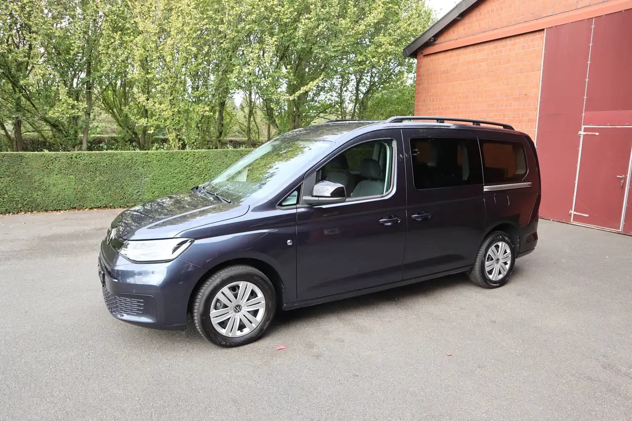 Volkswagen Caddy Maxi 1,5 TSI DSG*rollstuhlgerecht*Wenderampe*Garantie* — معرض صور السيارة 2