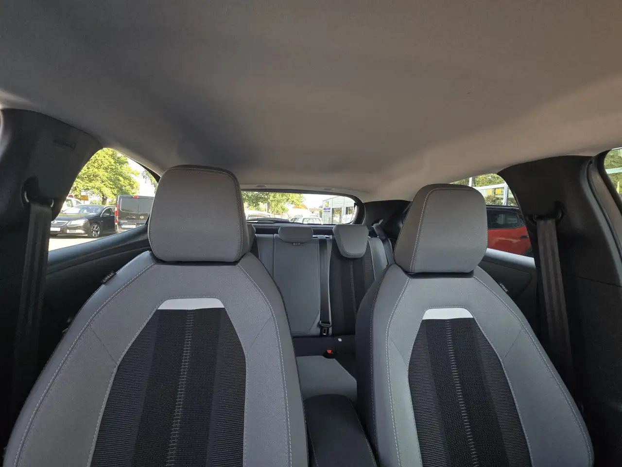 Opel Mokka 1.2 Elegance RFK SHZ Multimedia LED Allwetter — معرض صور السيارة 24