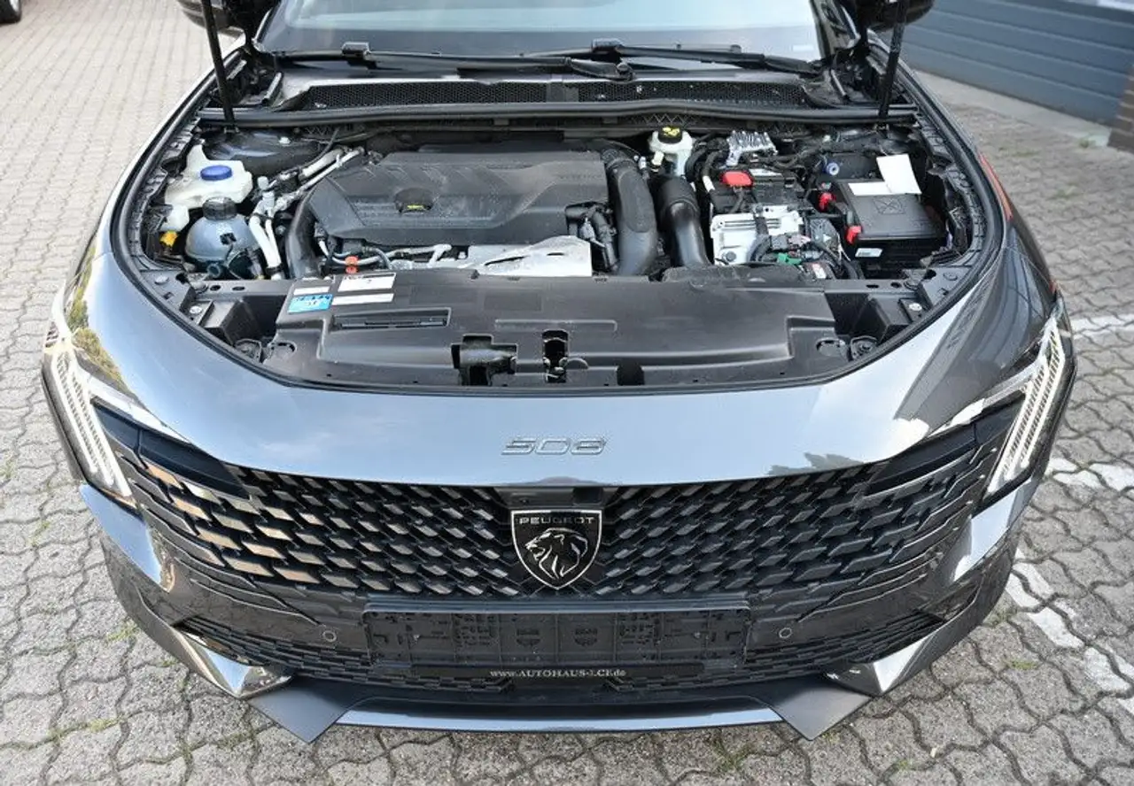 Peugeot 508 SW Hybrid 225 Allure LED KAMERA 1.Hd Navi — Vehicle gallery 20