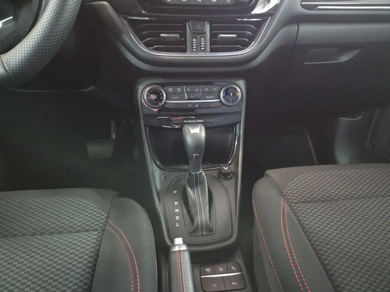 Ford Puma 1.0 EcoBoost Hybrid Aut. ST-LINE — Vehicle gallery 14