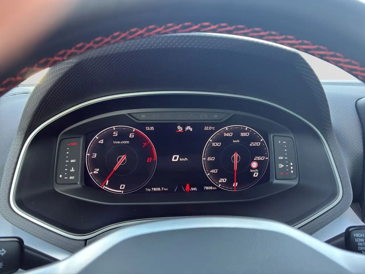 SEAT Ibiza 1.0 TSI FR LED/ACC/Kamera/App/Navi — معرض صور السيارة 7