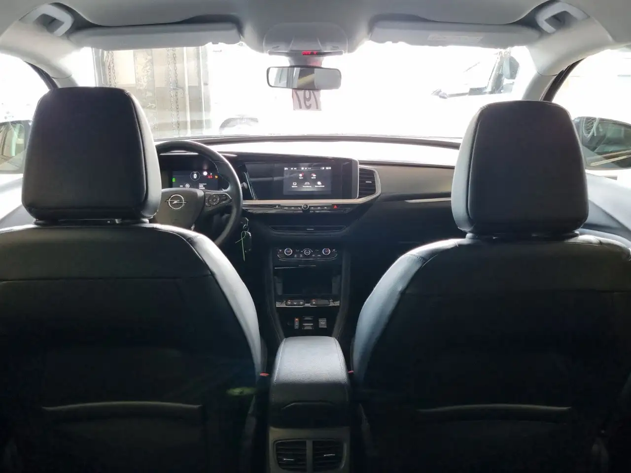 Opel Grandland X *LED*ALU*PDC*SHZ*LEDER*TEMPOMAT*MFL — معرض صور السيارة 25