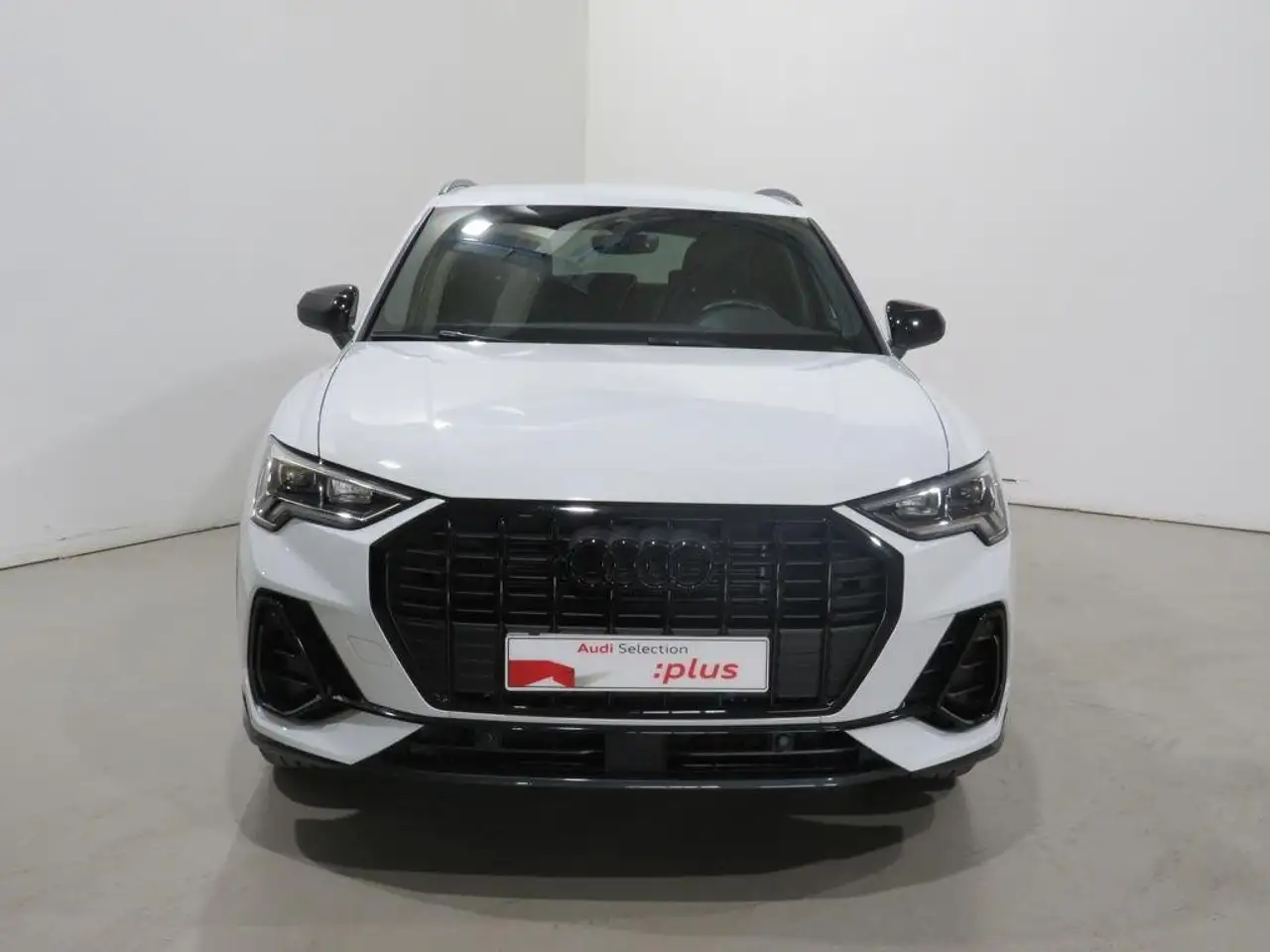 Audi Q3 35 TDI Black line S tronic 110kW — Galería del vehículo 2
