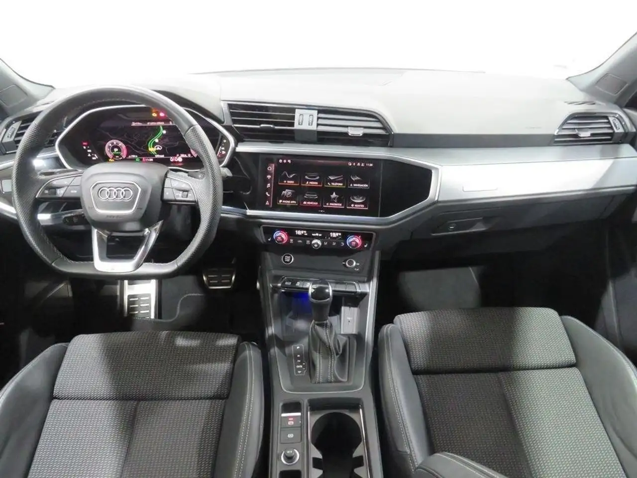 Audi Q3 35 TDI Black line S tronic 110kW — Galería del vehículo 7