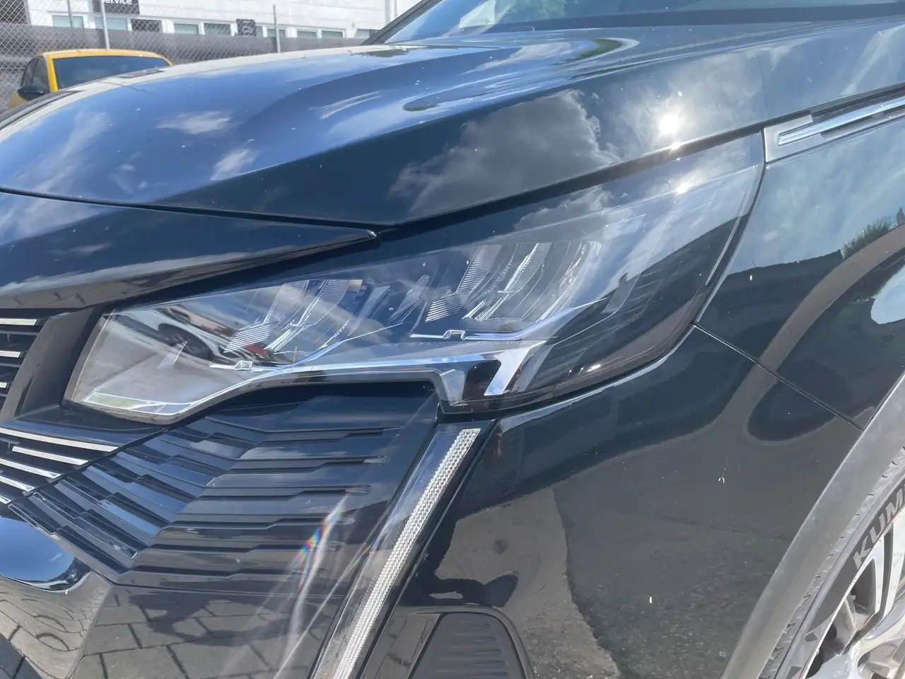 Peugeot 3008 1.2 PureTech 130 Allure Pack ACC KeyLess LM — Galerie du véhicule 3
