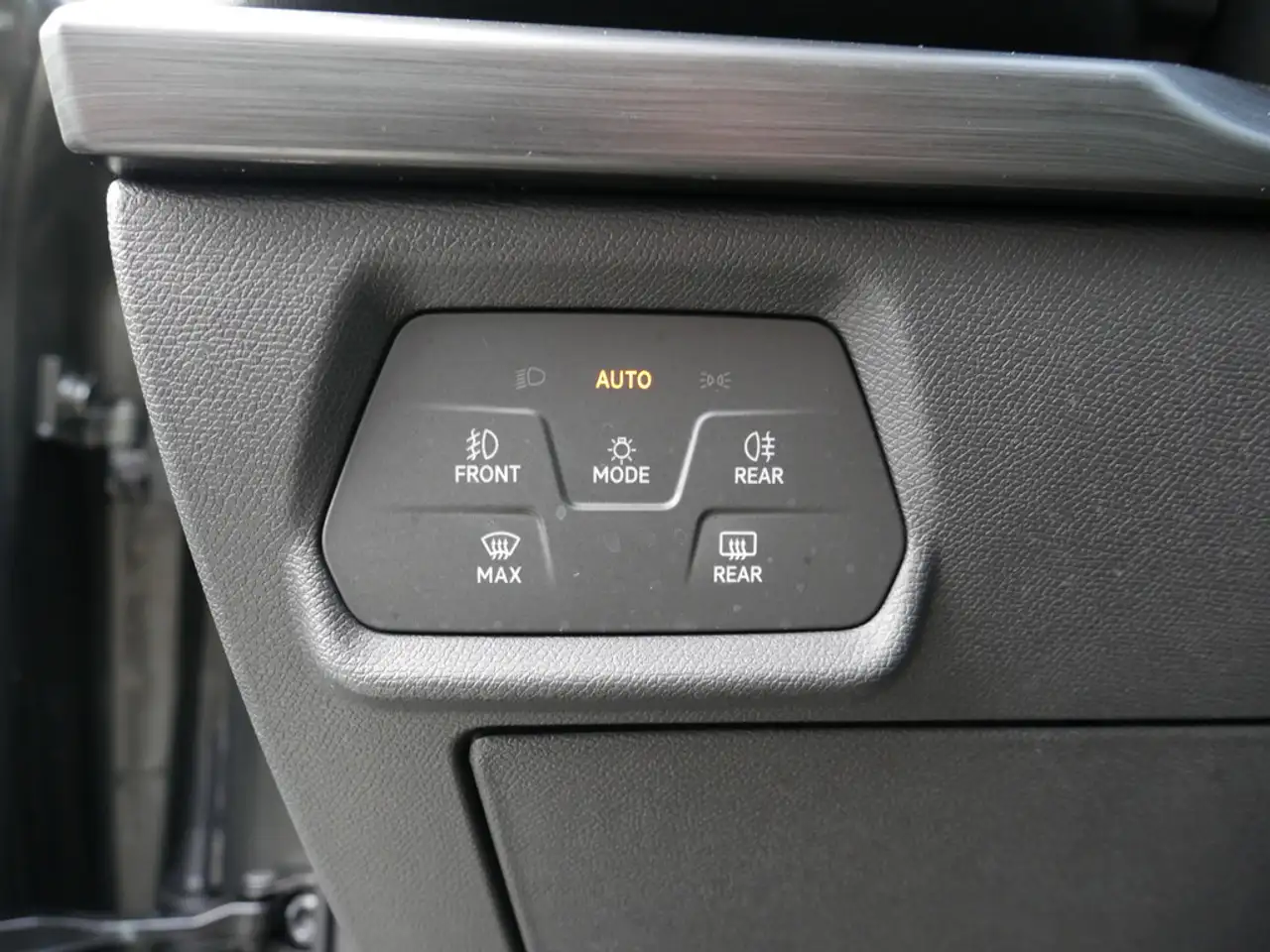CUPRA Formentor 2.0 TSI VZ Tribe Edition 4Drive LED — Vehicle gallery 19