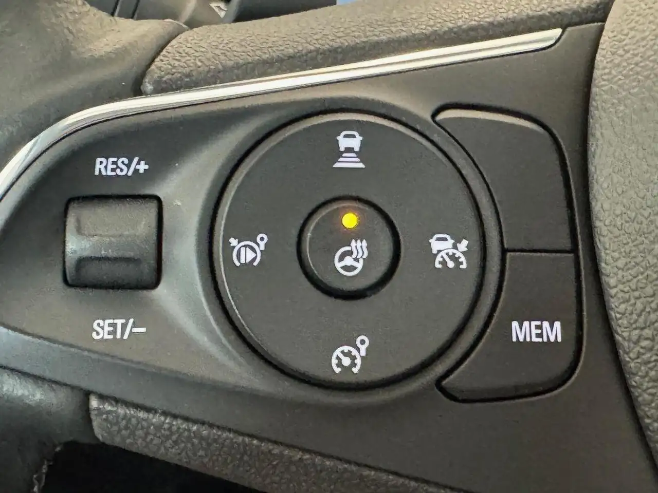 Opel Grandland Ultimate PHEV — Galerie du véhicule 15