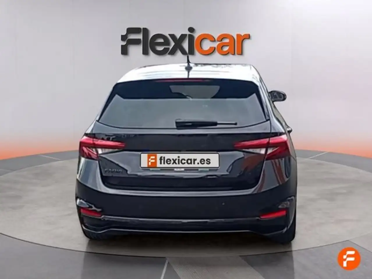 Skoda Fabia 1.0 TSI Monte Carlo 85kW — معرض صور السيارة 7