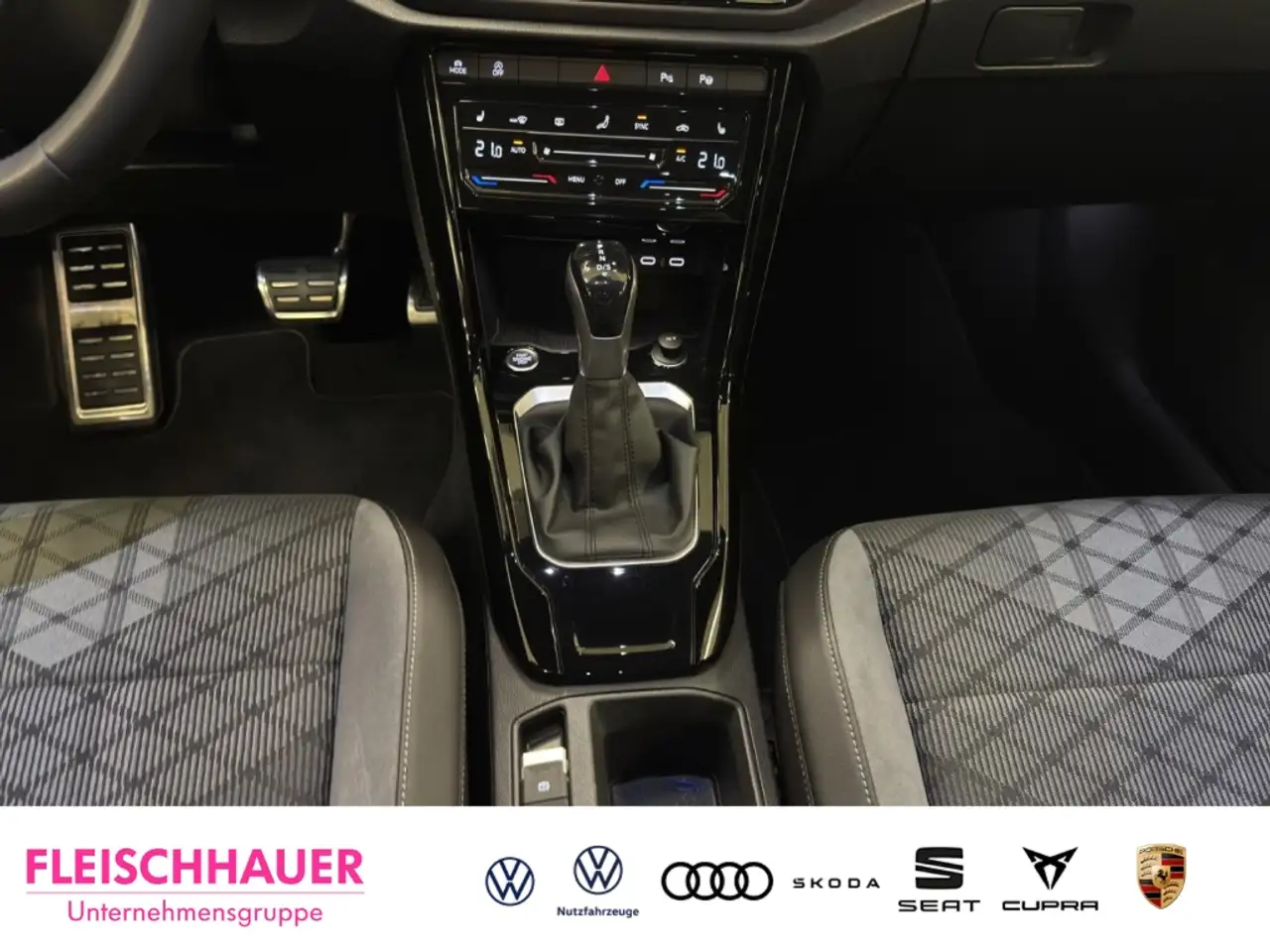 Volkswagen T-Roc R-Line 1.5 TSI DSG Matrix+Kamera+App-connect — Galerie du véhicule 16