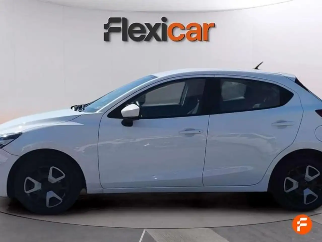 Mazda 2 e-SKYACTIV G 66kW (90CV) Center-Line — Vehicle gallery 4
