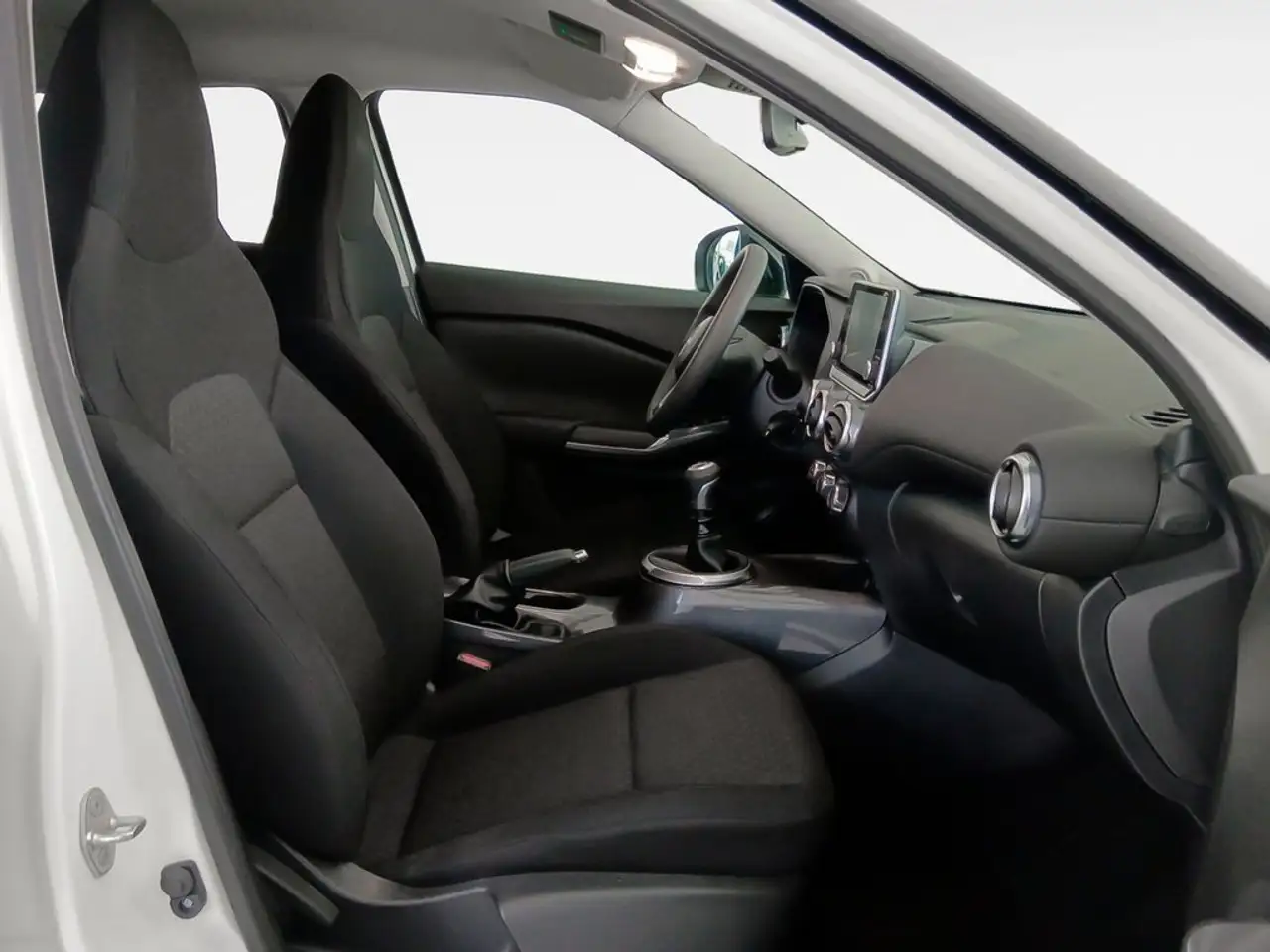 Nissan Juke 1.0 DIG-T Acenta 4x2 114 — Galería del vehículo 13
