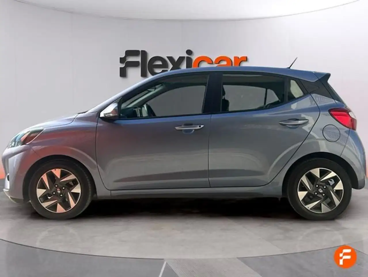 Hyundai i10 1.0 Essence — معرض صور السيارة 5