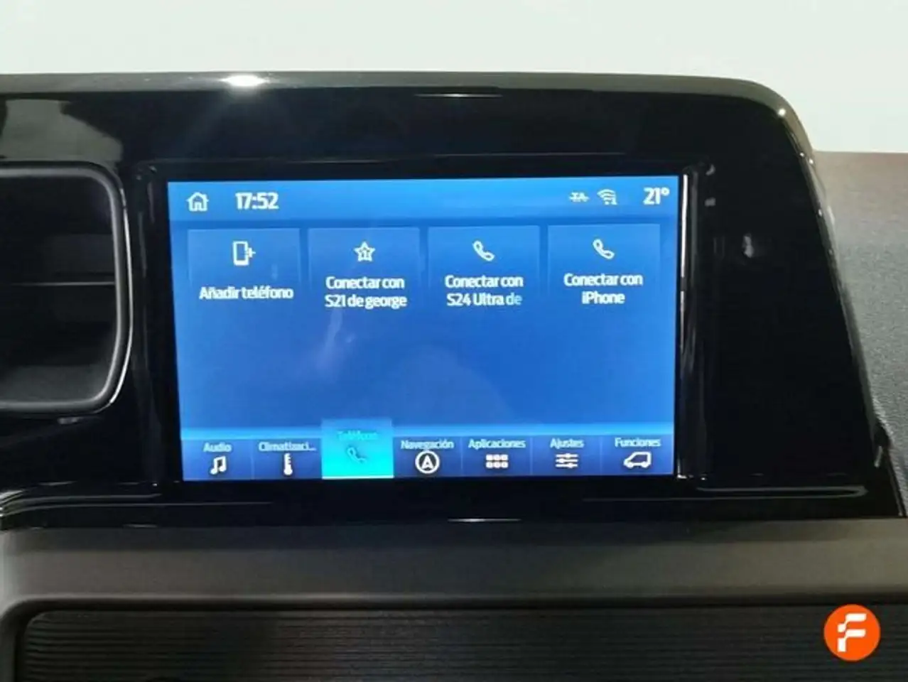 Ford Tourneo Courier 1.0 Ecoboost Trend Aut. — معرض صور السيارة 13
