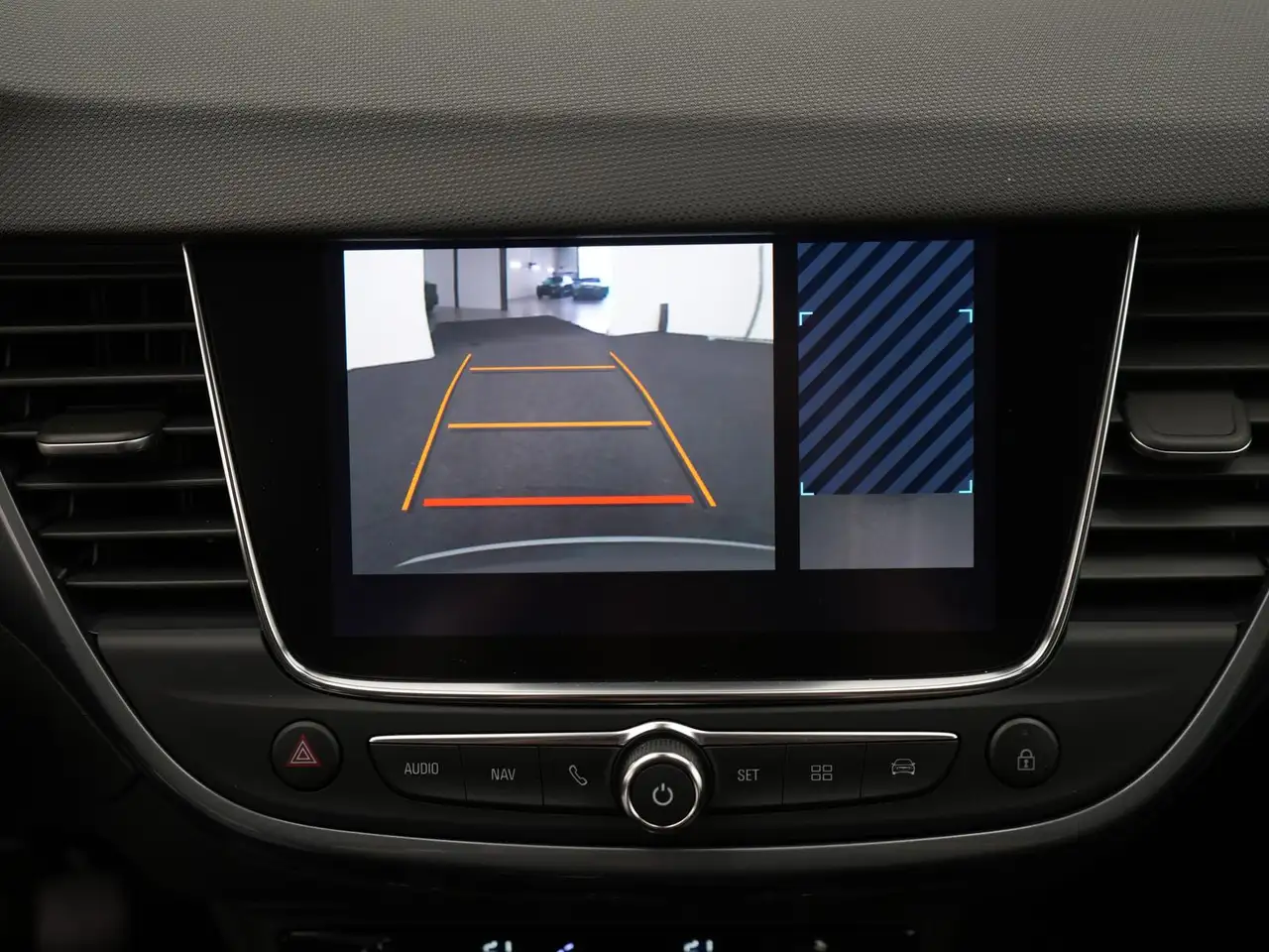 Opel Crossland Elegance NAVI,KAM,TEMPO,LED,APP,DAB — Vehicle gallery 14