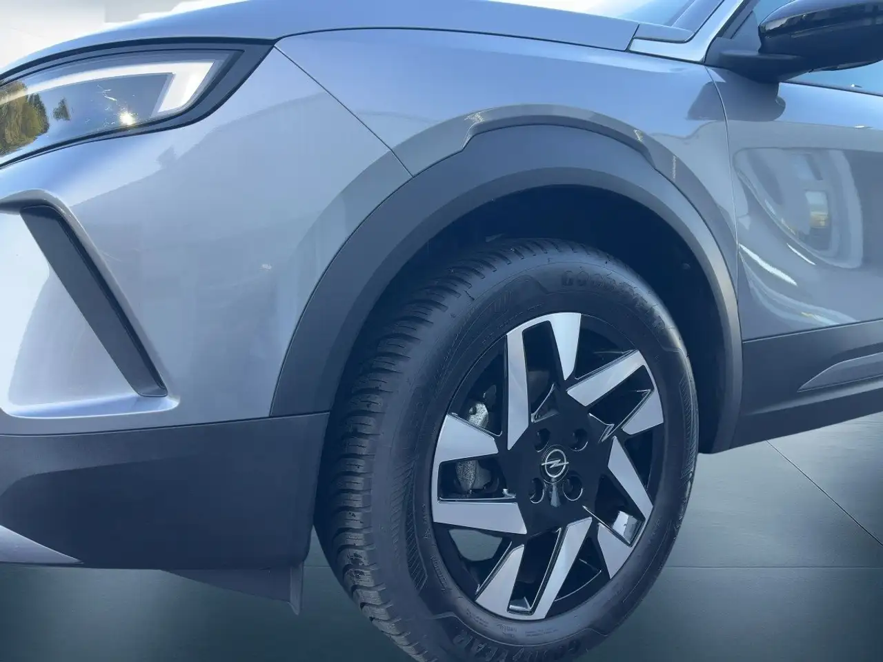 Opel Mokka 1.2 Elegance LED/SHZ/LHZ/PDC/Kamera — Galería del vehículo 8