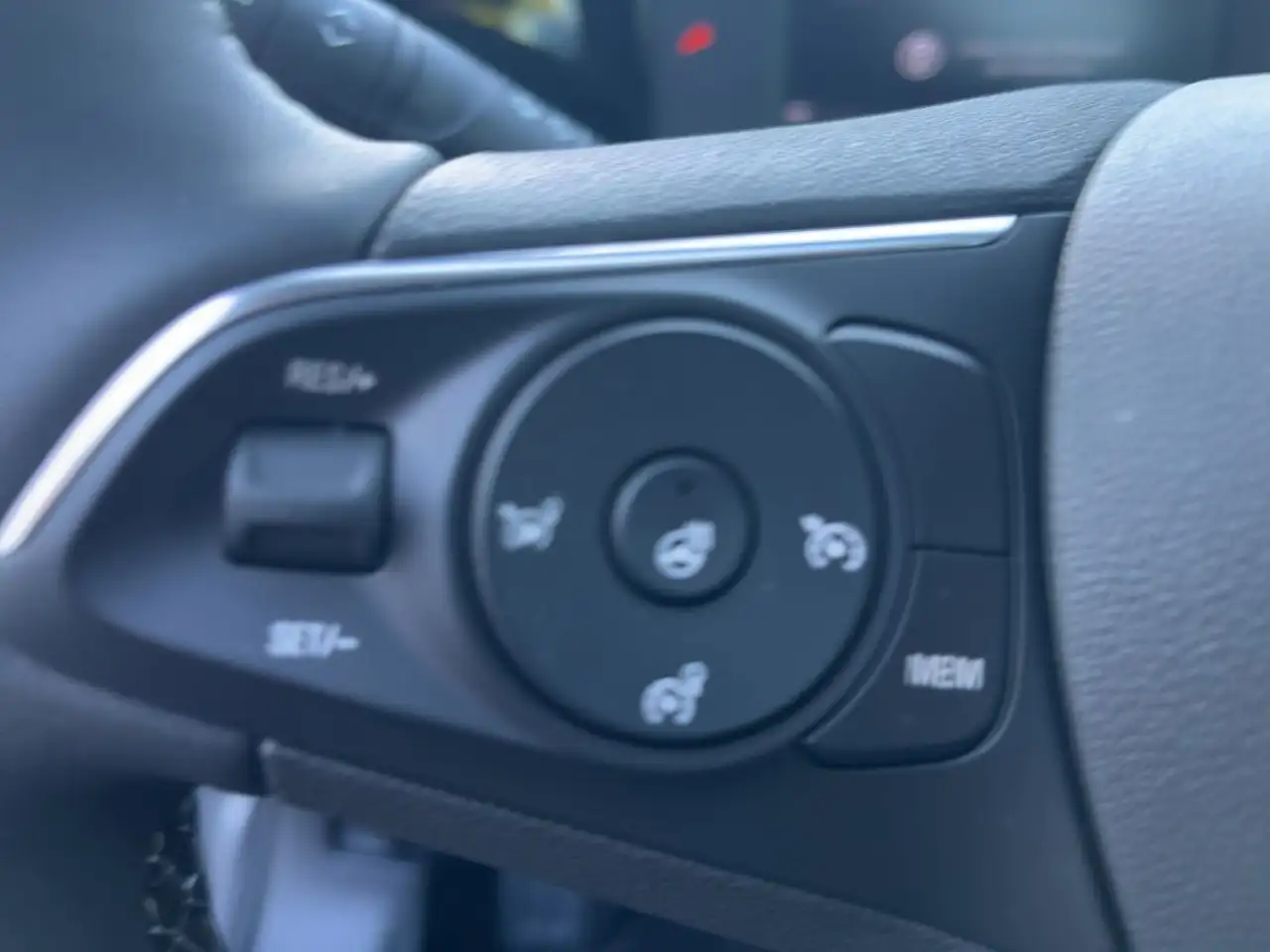 Opel Mokka 1.2 Elegance LED/SHZ/LHZ/PDC/Kamera — Galería del vehículo 16