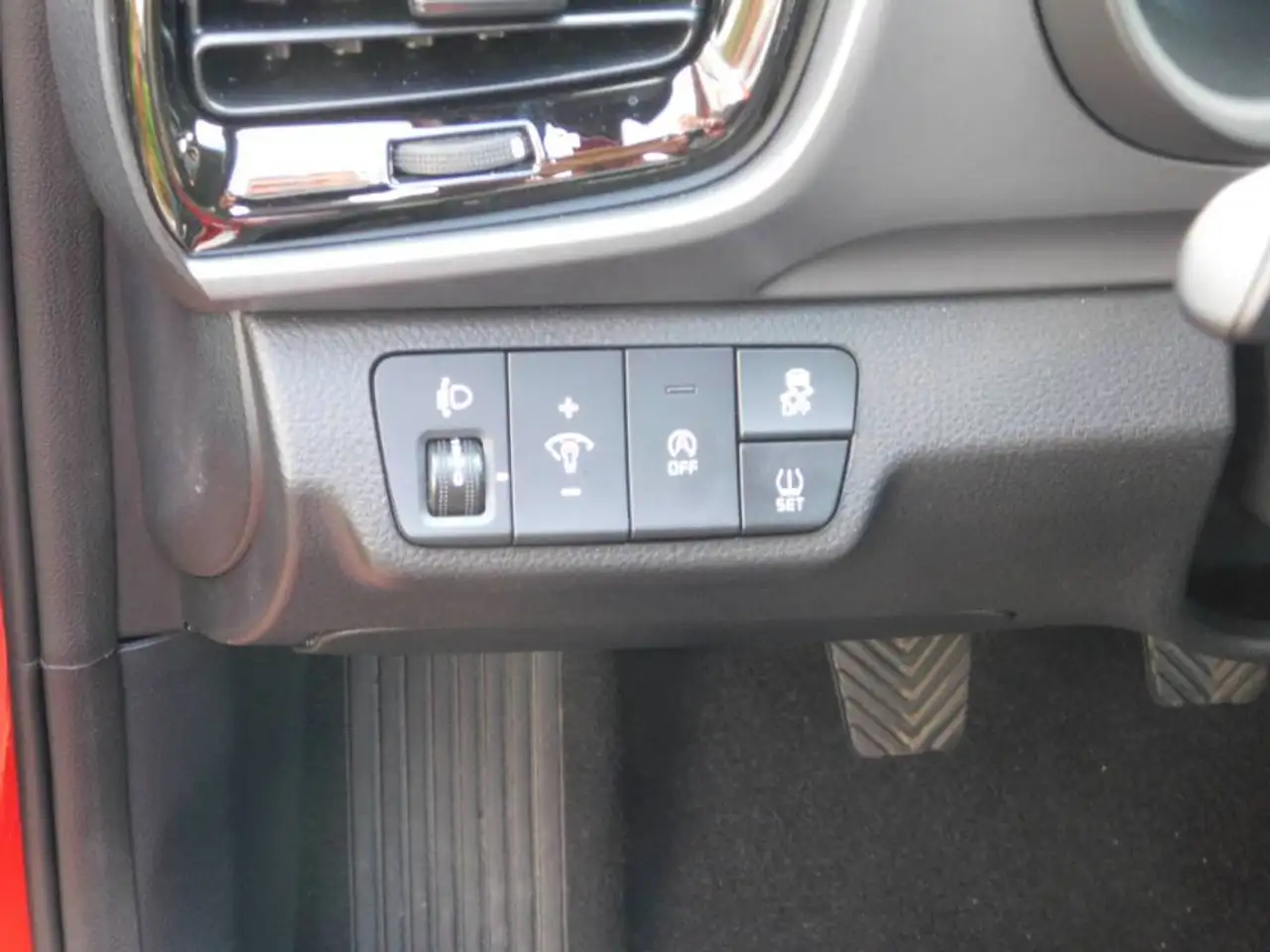 Kia Stonic 1.2 Vision LED Navi SHZ Kamera — Vehicle gallery 28