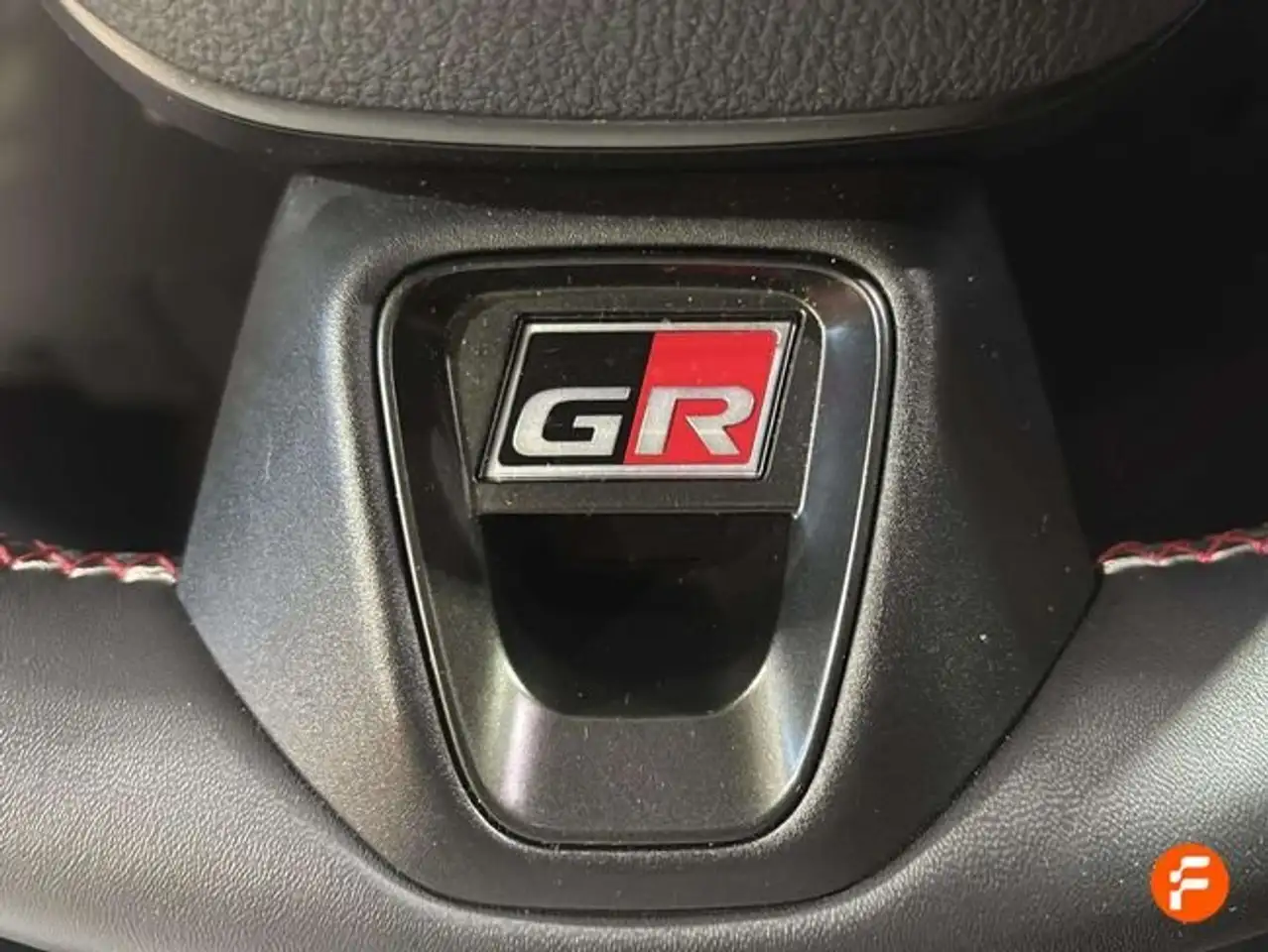 Toyota C-HR 200H GR Sport AWD — Galerie du véhicule 24