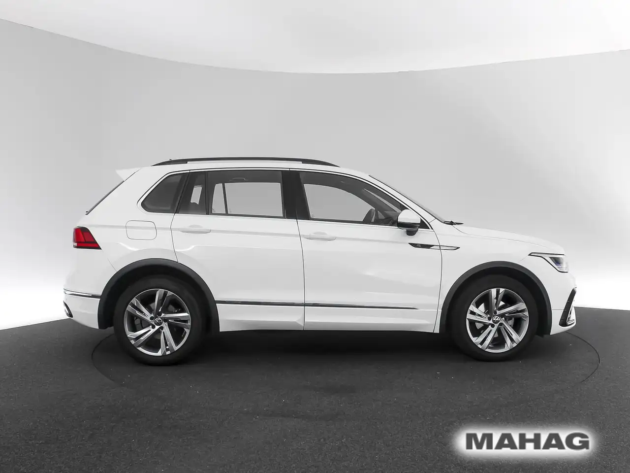 Volkswagen Tiguan 1.5 TSI R-Line LED ParkPilot DC App DSG — Galerie du véhicule 5
